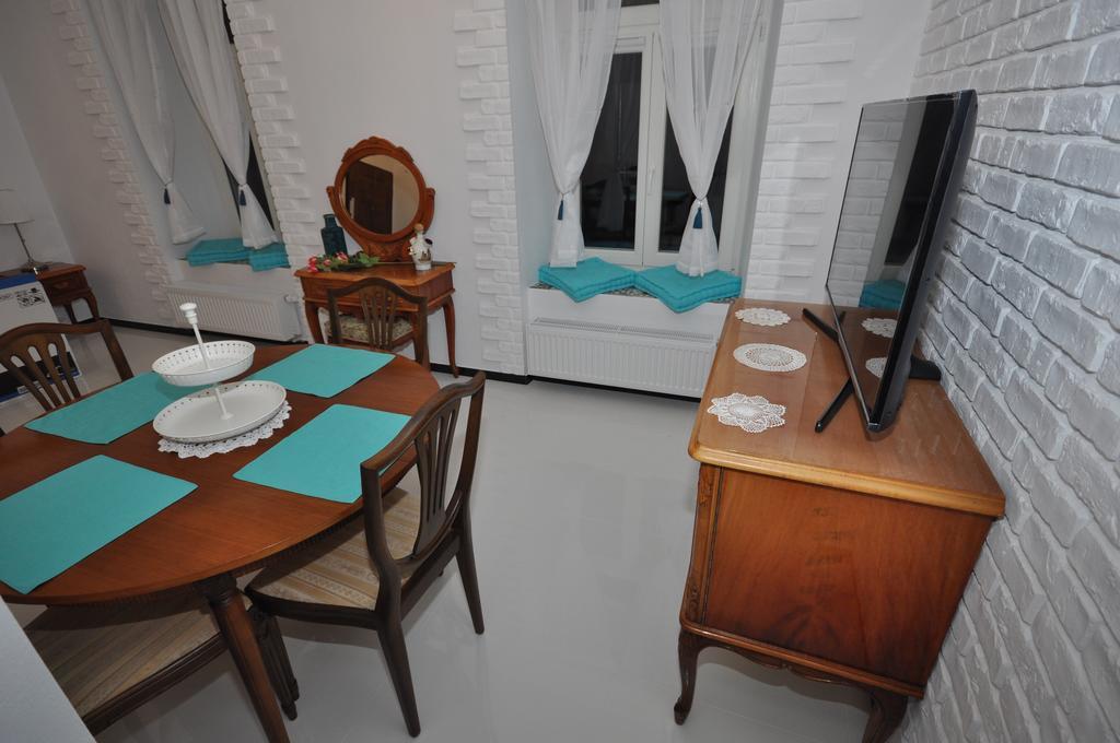 Mala Apartment